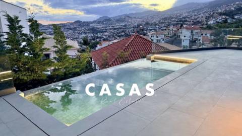 Moradia T2 Arrendamento em Funchal (Santa Maria Maior),Funchal