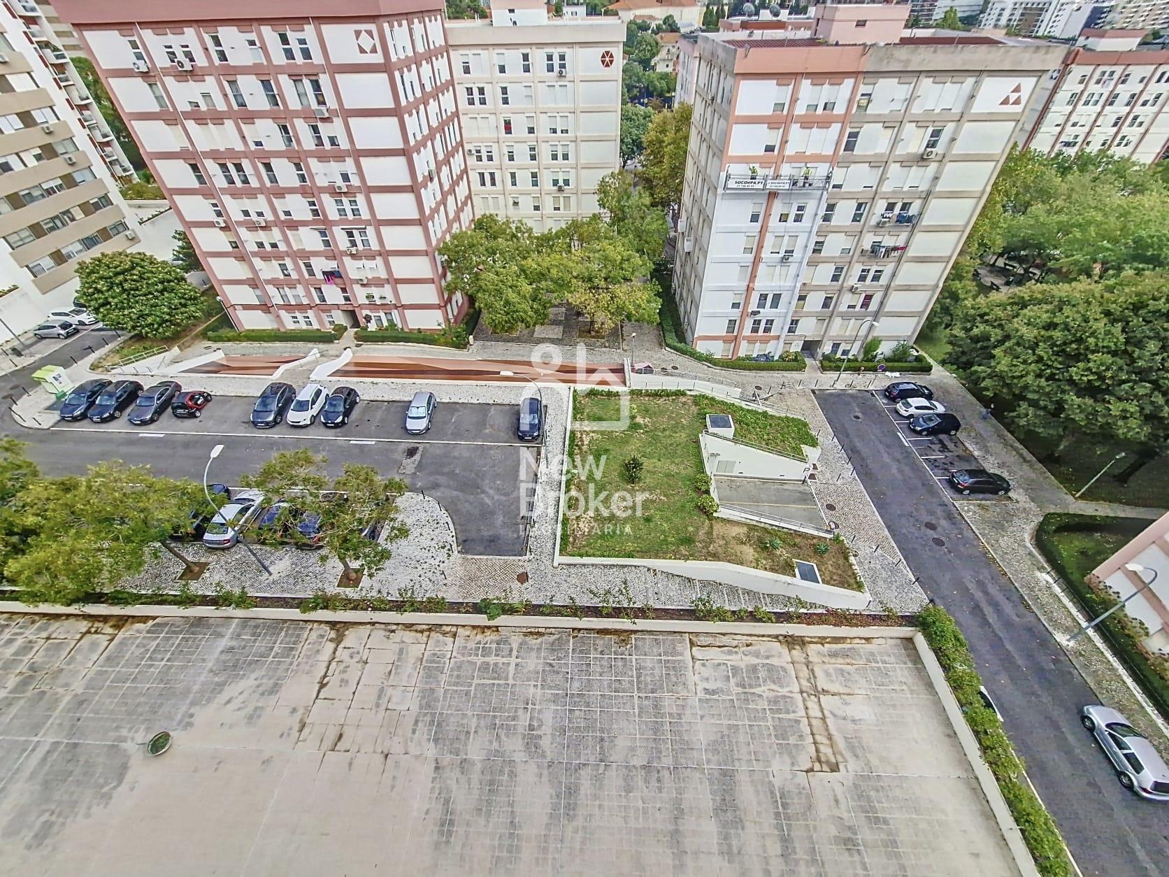 Apartamento T3 Venda em Carnide,Lisboa