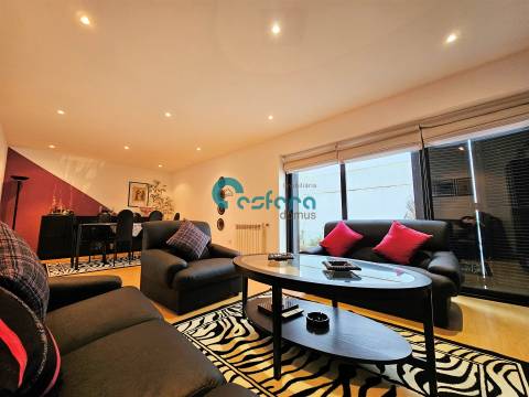 Moradia T5 com Piscina Coberta e Apartamento Independente em Aveleda, Vila do Conde