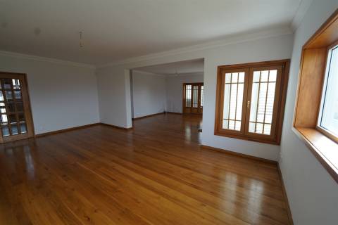 Moradia T4 Venda em Gulpilhares e Valadares,Vila Nova de Gaia