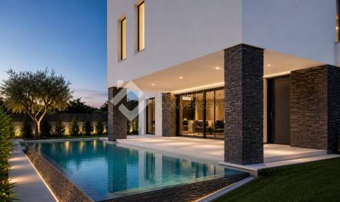 Moradia T4 com piscina - Charneca de Caparica