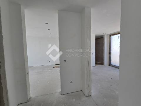 Moradia Isolada T5 com piscina - Azeitão