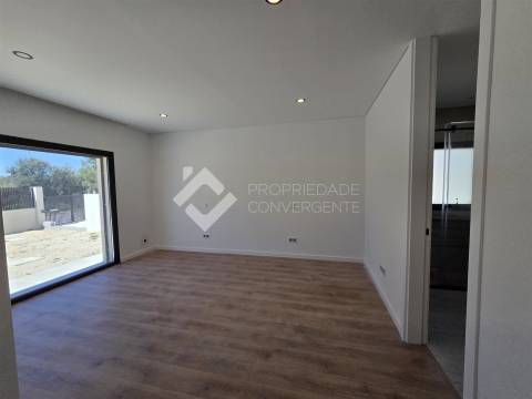 Moradia de Luxo T4 com piscina - Azeitão