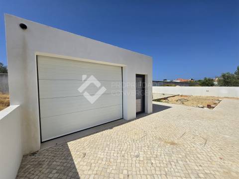 Moradia Isolada T4 com piscina - Azeitão