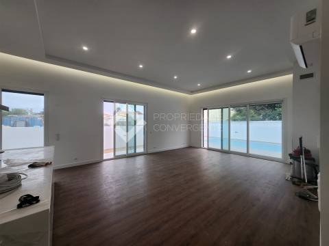 Moradia Isolada T3 com piscina - Azeitão