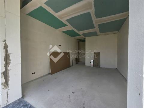Moradia Isolada T3 com piscina - Azeitão