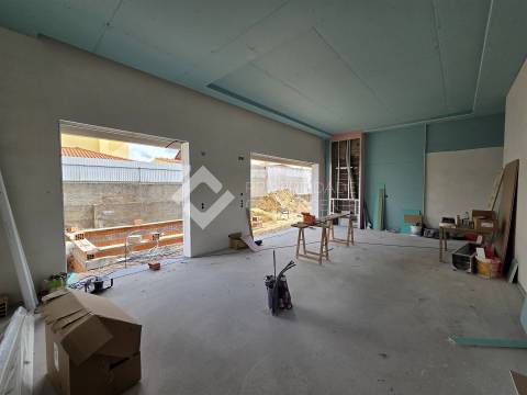 Moradia Isolada T3 com piscina - Azeitão