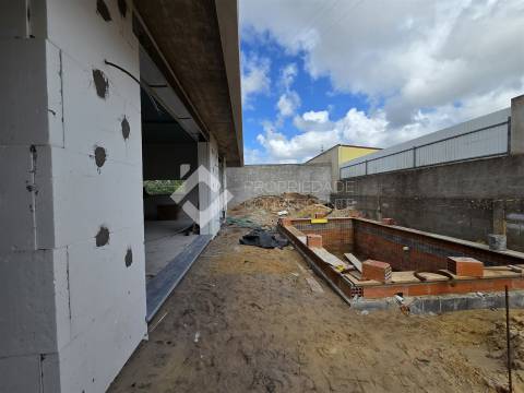 Moradia Isolada T3 com piscina - Azeitão