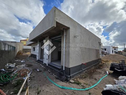 Moradia Isolada T3 com piscina - Azeitão
