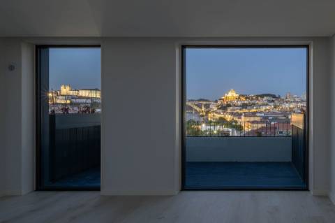 Apartamento T2 para Arrendamento, zona histórica de gaia, com piscina, spa e vista panorâmica