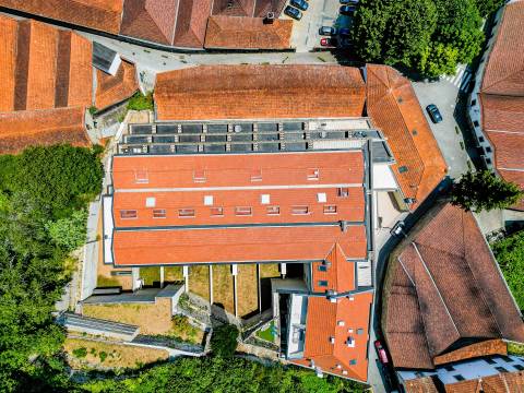 Apartamento T2 para Arrendamento, zona histórica de gaia, com piscina, spa e vista panorâmica