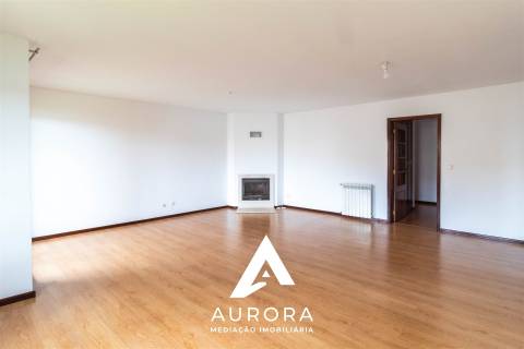 Apartamento T3 Arrendamento em Anta e Guetim,Espinho