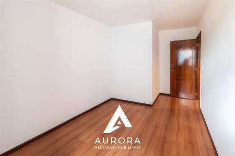 Apartamento T3 Arrendamento em Anta e Guetim,Espinho