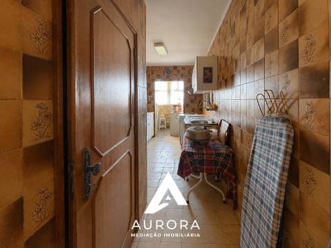 Apartamento T2 com excelente potencial de valorização