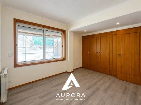 Apartamento T1 | 1.ª Linha de Praia | São Félix da Marinha