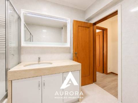 Apartamento T1 | 1.ª Linha de Praia | São Félix da Marinha