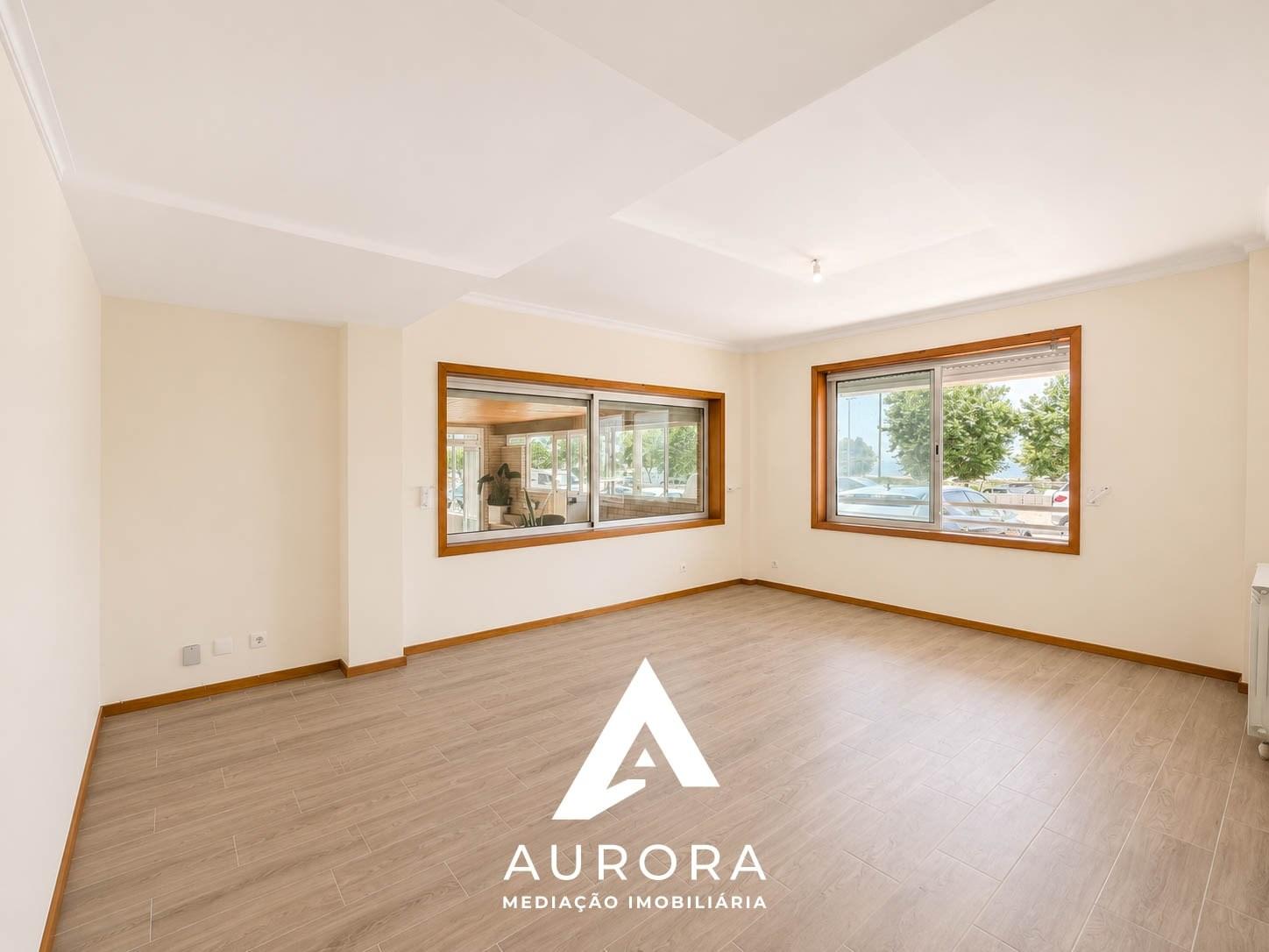 Apartamento T1 | 1.ª Linha de Praia | São Félix da Marinha