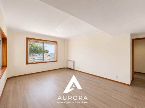 Apartamento T1 | 1.ª Linha de Praia | São Félix da Marinha