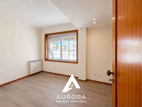 Apartamento T1 | 1.ª Linha de Praia | São Félix da Marinha