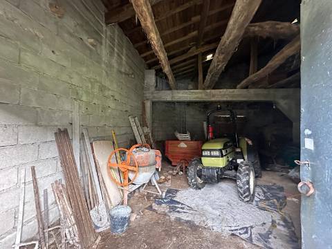 Moradia para restauro em Castro Laboreiro, Viana do Castelo