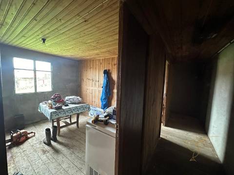 Moradia para restauro em Castro Laboreiro, Viana do Castelo