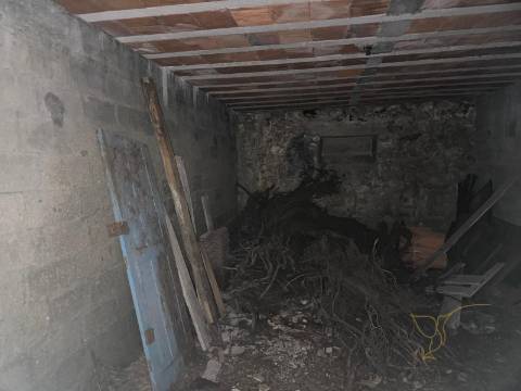 Moradia para restauro em Castro Laboreiro, Viana do Castelo; ImoFaçanha