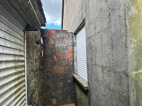 Moradia para restauro em Castro Laboreiro, Viana do Castelo; ImoFaçanha