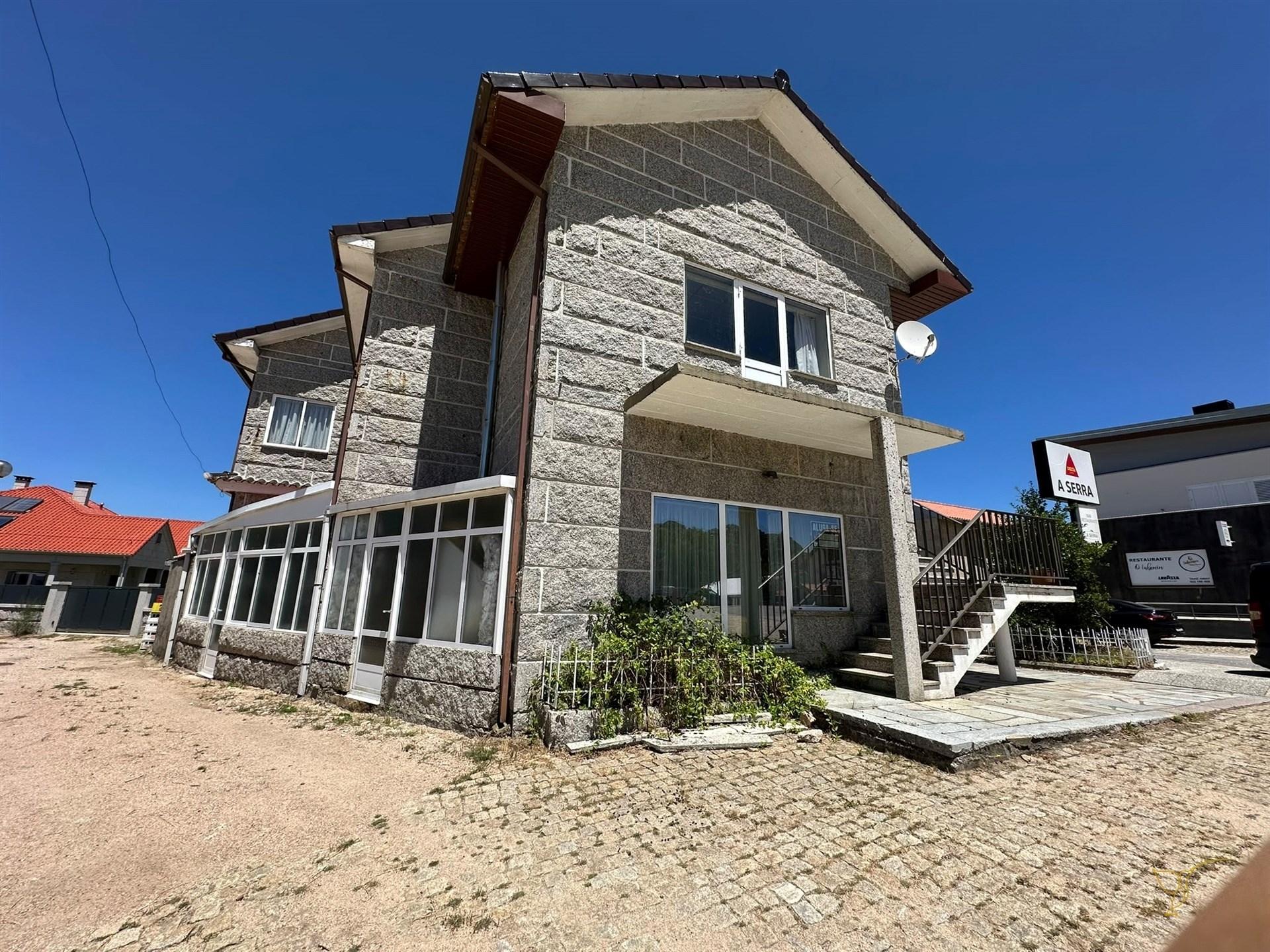 Oportunidade de Arrendamento | Restaurante Equipado em Castro Laboreiro