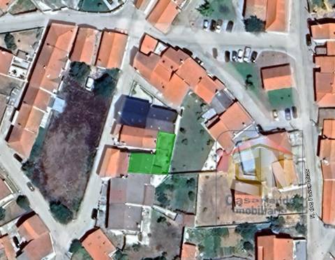 Moradia T3 + Anexo no Souto - Sabugal - Para restaurar