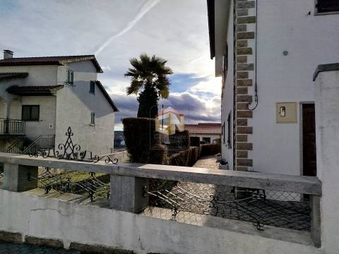 Moradia Isolada T5 Venda em Sabugal e Aldeia de Santo António,Sabugal