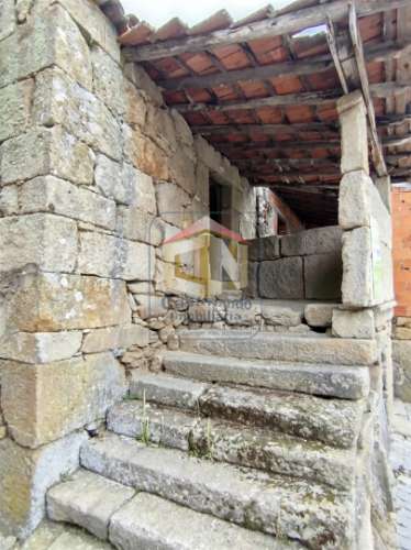 Moradia Devoluta T1 Venda em Seixo do Côa e Vale Longo,Sabugal