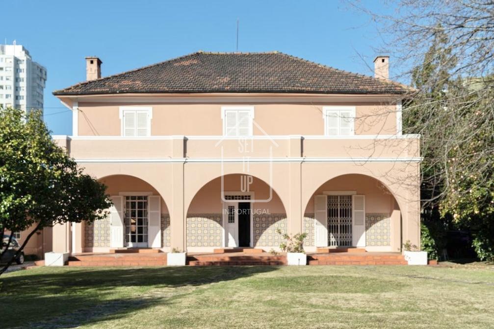 Moradia T8 Venda em Ramalde,Porto
