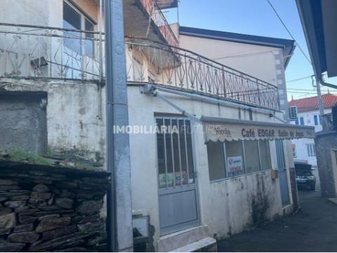 Moradia T2 Venda em Nogueira e Ermida,Vila Real