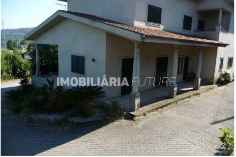 Moradia T3 Venda em Torrados e Sousa,Felgueiras
