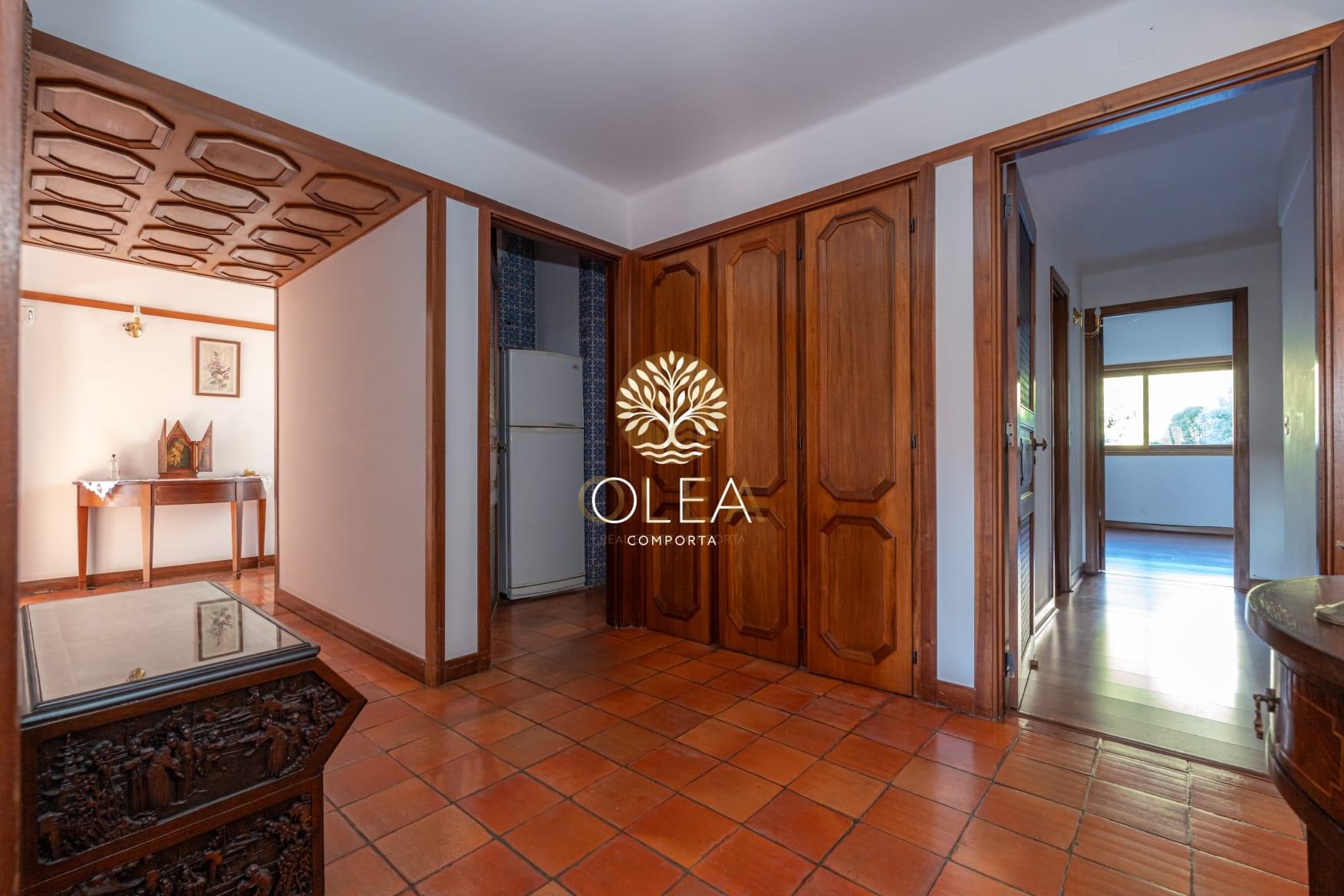 Apartamento T4+1 com Varanda de 40m² | Localização Priviligiada I SOLUM