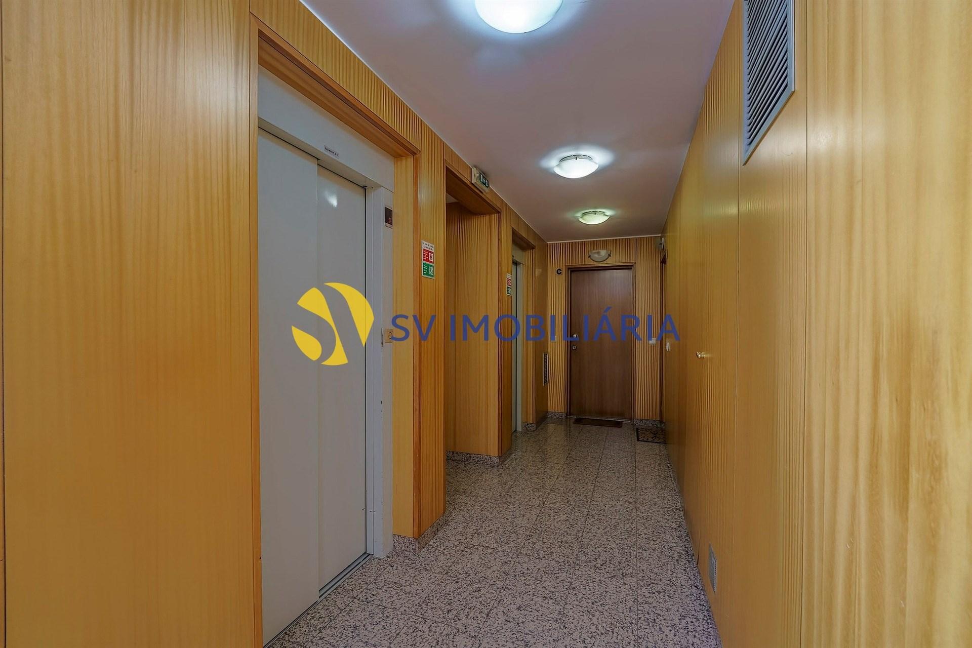 Apartamento T2 Venda em Ramalde,Porto
