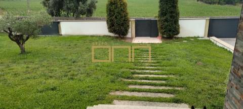Moradia T4 seminova em Alvelos, Barcelos