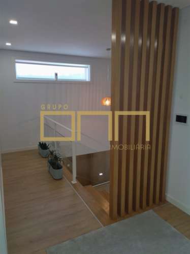 Moradia T4 seminova em Alvelos, Barcelos