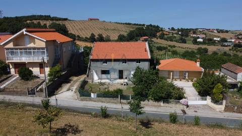 Moradia Isolada T3+4 Venda em Sambade,Alfandega da Fé