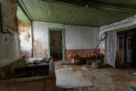 Moradia T9 Venda em Mogadouro, Valverde, Vale de Porco e Vilar de Rei,Mogadouro