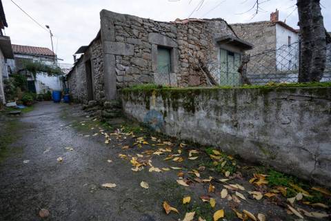 Moradia T3 Venda em Peredo da Bemposta,Mogadouro