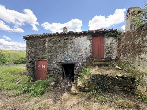 Moradia Devoluta  Venda em Sambade,Alfândega da Fé