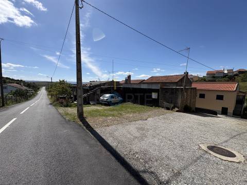 Moradia Devoluta  Venda em Eucisia, Gouveia e Valverde,Alfândega da Fé