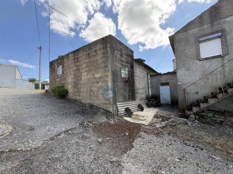 Moradia Devoluta  Venda em Eucisia, Gouveia e Valverde,Alfândega da Fé