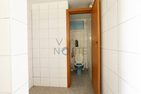 Pavilhão  Venda em Alfândega da Fé,Alfândega da Fé