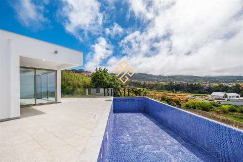 Moradia T3 / Fajã da Ovelha, Calheta - Ilha da Madeira