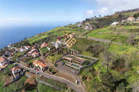 Villa  T3+1 / Fajã da Ovelha, Calheta - Ilha da Madeira