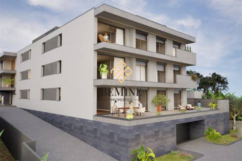 Elite Ribeiro Real  / Apartamento T3 / Câmara de Lobos - Ilha da Madeira