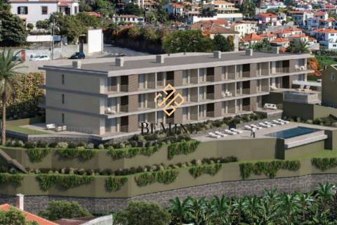 Edifício Torrinha Bay / Apartamento T0 / Funchal  - Ilha da Madeira