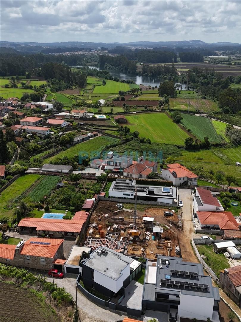 Moradia Geminada T3 Venda em Gemeses,Esposende